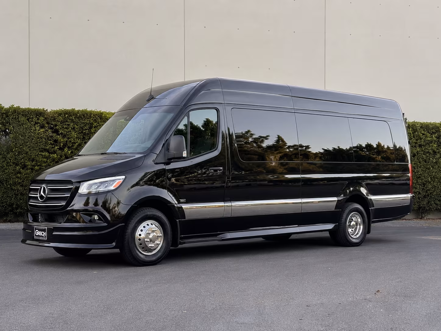 8 passenger sprinter van