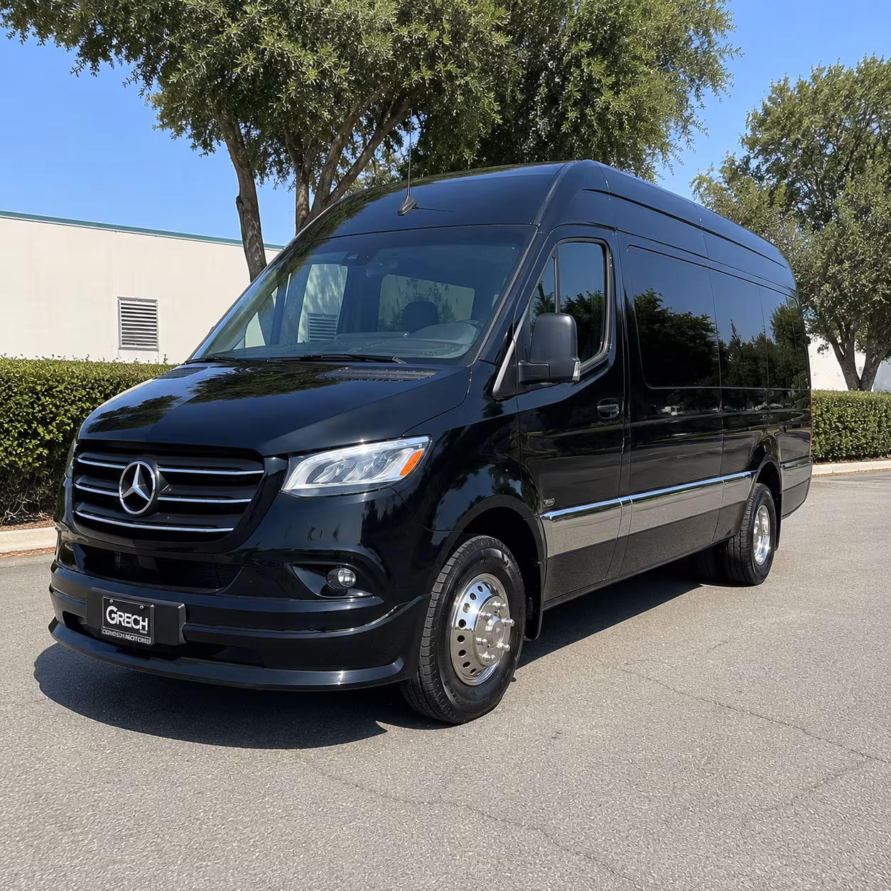 find the perfect transportation for your next wedding 3